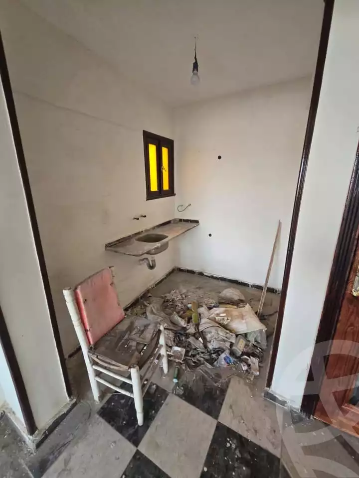 https://aqarmap.com.eg/ar/listing/5718323-for-sale-alexandria-l-jmy-lbytsh-al-andalous-wa-al-hgaz-st