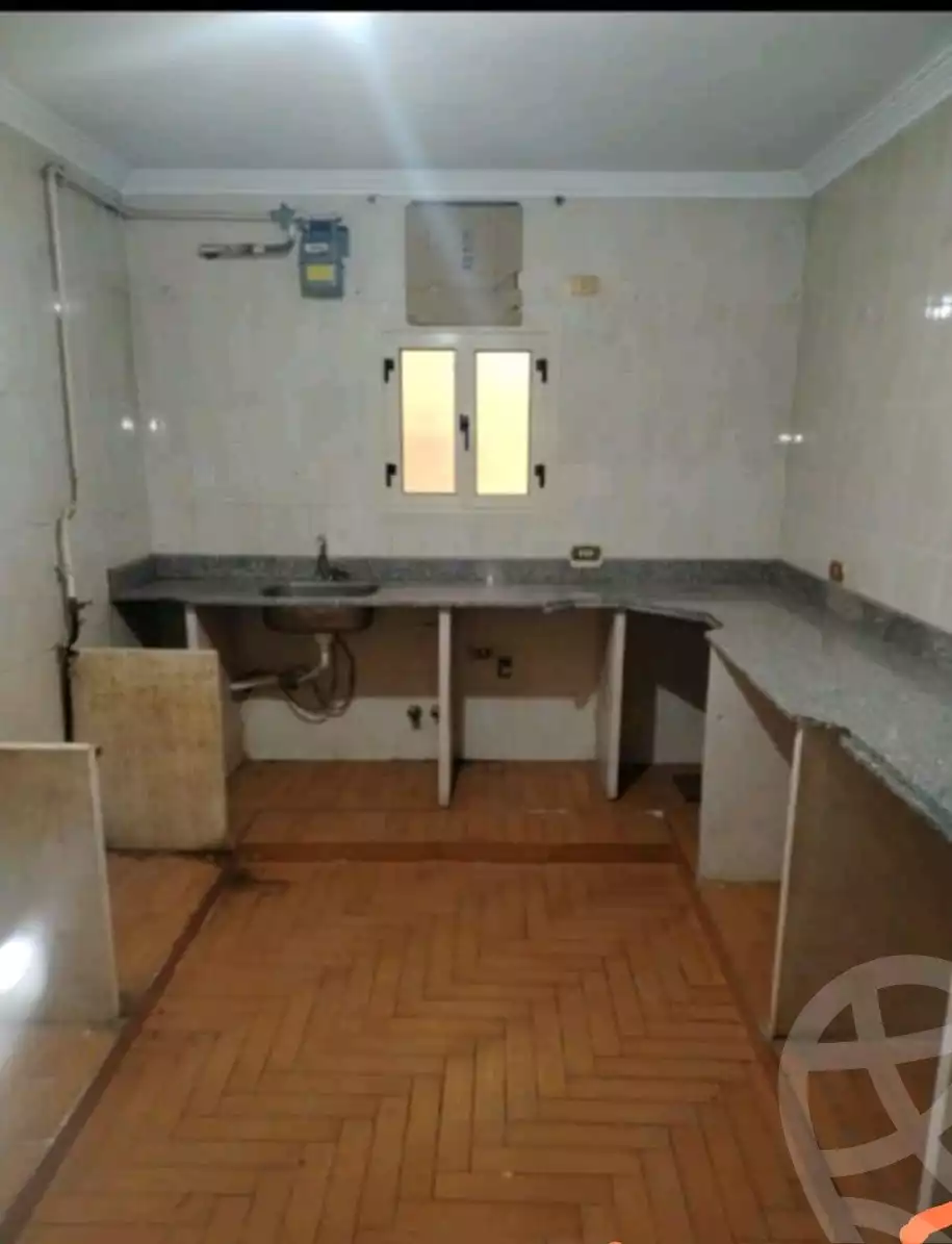https://aqarmap.com.eg/ar/listing/5719774-for-rent-cairo-mokattam-lhdb-l-ly-shareaa-9