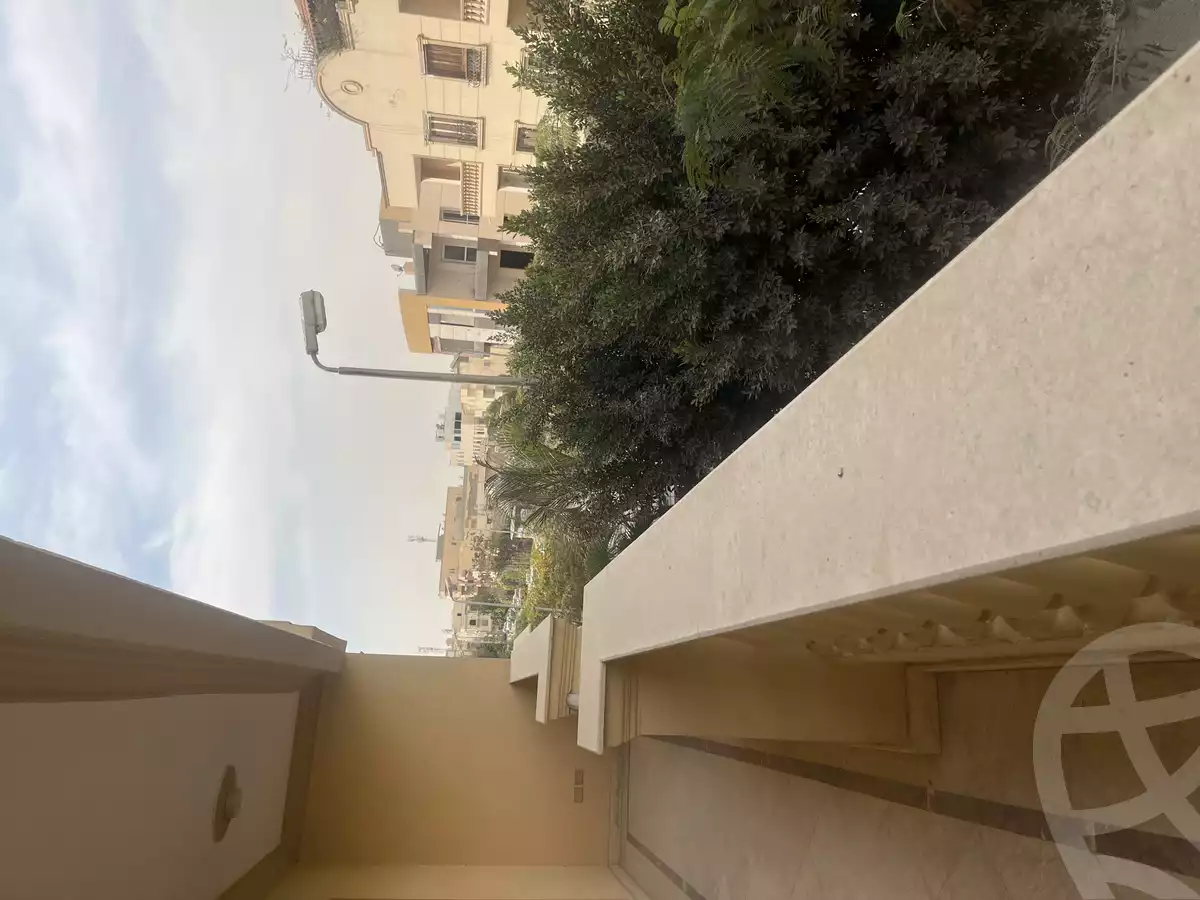 https://aqarmap.com.eg/en/listing/5721315-for-sale-cairo-new-cairo-el-ahyaa-third-neighborhood-street-1