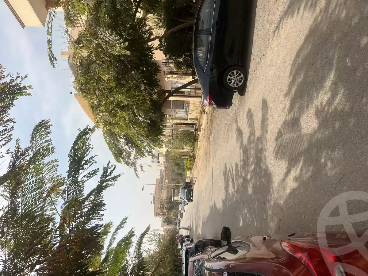 https://aqarmap.com.eg/en/listing/5721315-for-sale-cairo-new-cairo-el-ahyaa-third-neighborhood-street-1