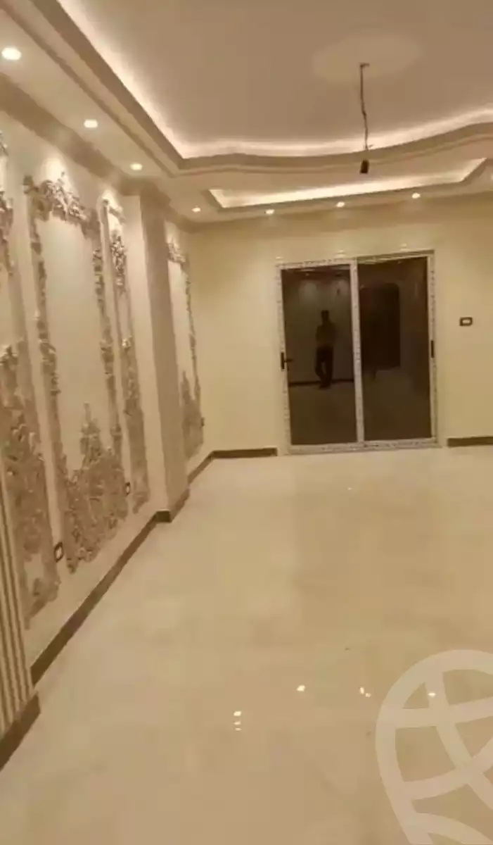 https://aqarmap.com.eg/ar/listing/5724399-for-sale-alexandria-l-jmy-lbytsh-el-reyad-st