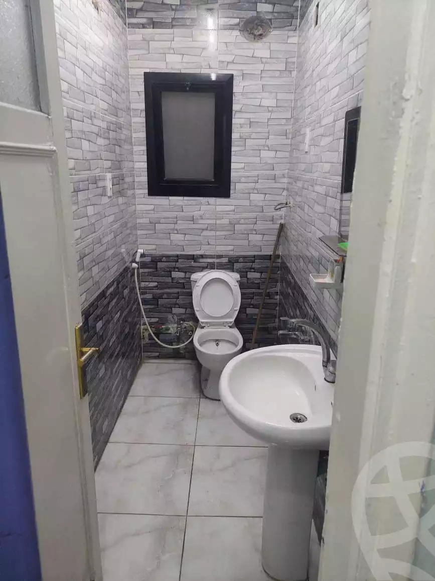 https://aqarmap.com.eg/en/listing/5724829-for-sale-cairo-ain-shams-yn-shms-lgrby