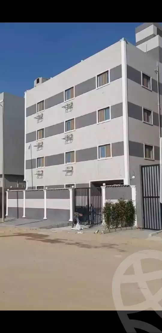 https://aqarmap.com.eg/ar/listing/5728463-for-rent-cairo-new-cairo-el-maantiqah-el-sinaiyyah