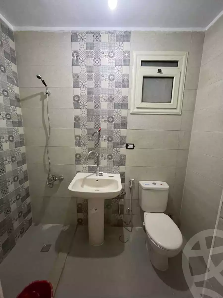 https://aqarmap.com.eg/en/listing/5729129-for-sale-cairo-helwan-hadayek-helwan-el-eshrein-st