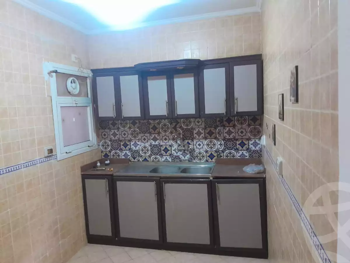 https://aqarmap.com.eg/en/listing/5729612-for-rent-cairo-new-cairo-lrhb-city-phase-8