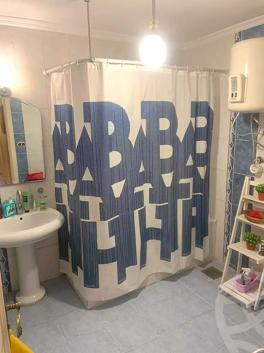 https://aqarmap.com.eg/en/listing/5730834-for-sale-alexandria-zezenia