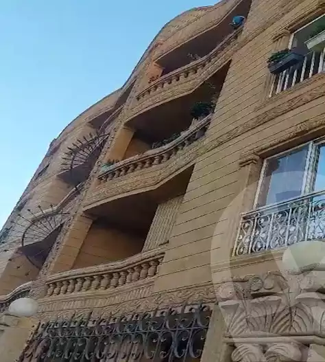 https://aqarmap.com.eg/en/listing/5731078-for-sale-cairo-al-oubour-el-hay-el-talet