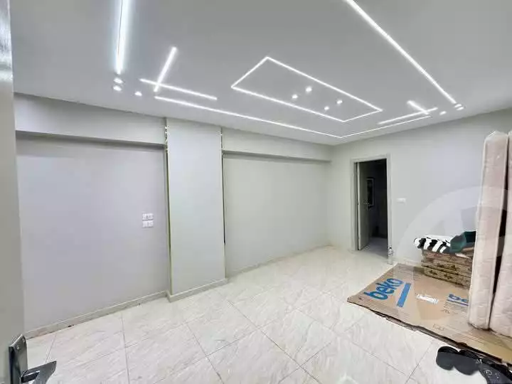 https://aqarmap.com.eg/en/listing/5733029-for-sale-cairo-mokattam-el-hadabah-el-wosta-compounds-lw-jwr-kwmblks