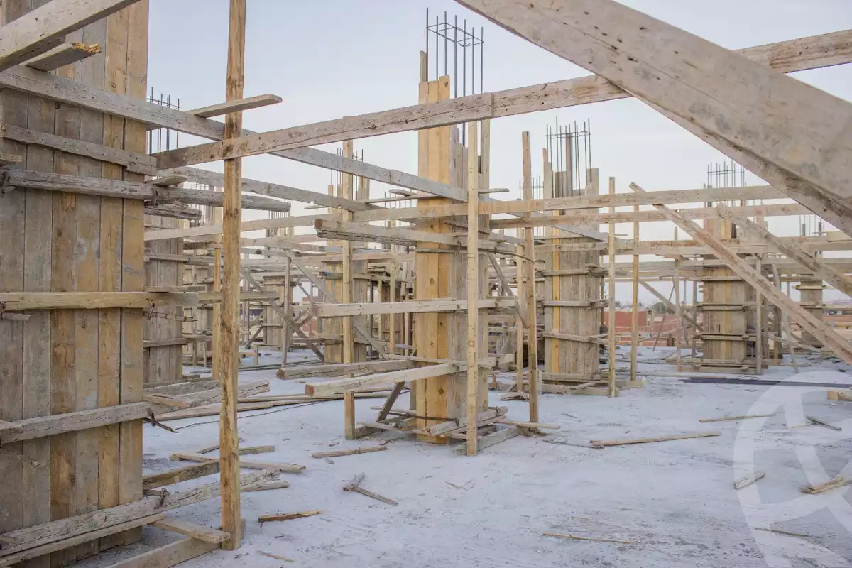 https://aqarmap.com.eg/ar/listing/5734351-for-sale-cairo-el-shorouk-compounds-sky-view-compound-emaar
