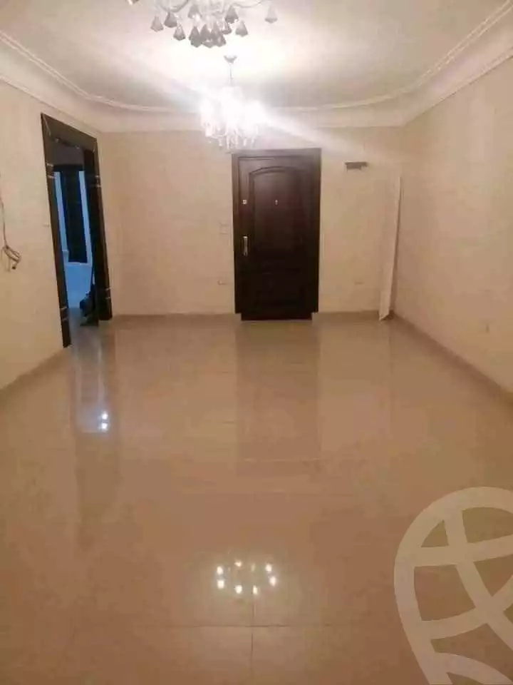 https://aqarmap.com.eg/ar/listing/5734457-for-sale-alexandria-l-jmy-lbytsh-al-kaada-st