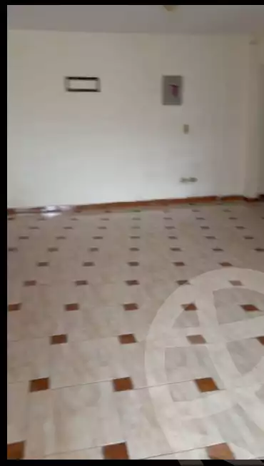 https://aqarmap.com.eg/en/listing/5735078-for-sale-cairo-helwan-helwan-el-sharkeya-mostafa-safwat-st
