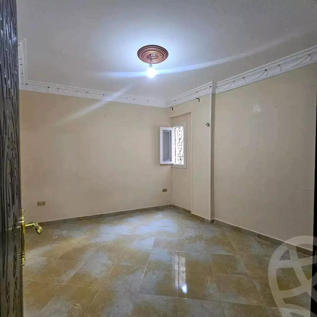 https://aqarmap.com.eg/en/listing/5735850-for-sale-alexandria-l-jmy-lbytsh-ibrahim-othman-st