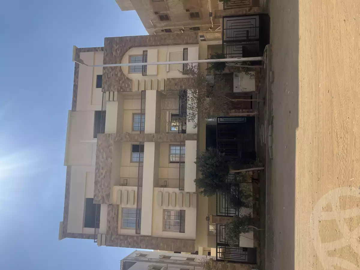 https://aqarmap.com.eg/en/listing/5737300-for-sale-cairo-new-cairo-el-kornfol-el-kornfol-5