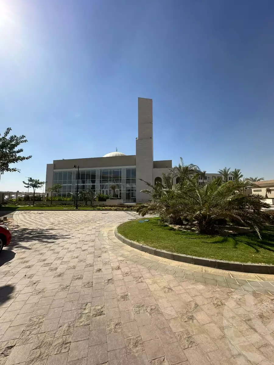 https://aqarmap.com.eg/en/listing/5737559-for-sale-cairo-el-sheikh-zayed-city-compounds-kmbwnd-fyldj-wyst-dr-llttwyr