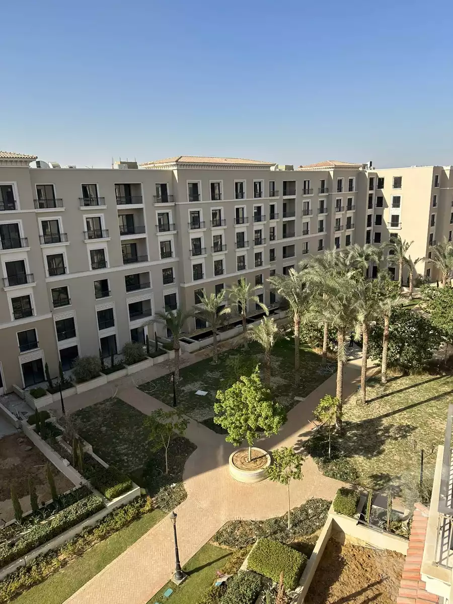 https://aqarmap.com.eg/en/listing/5737668-for-sale-cairo-el-sheikh-zayed-city-compounds-kmbwnd-fyldj-wyst-dr-llttwyr
