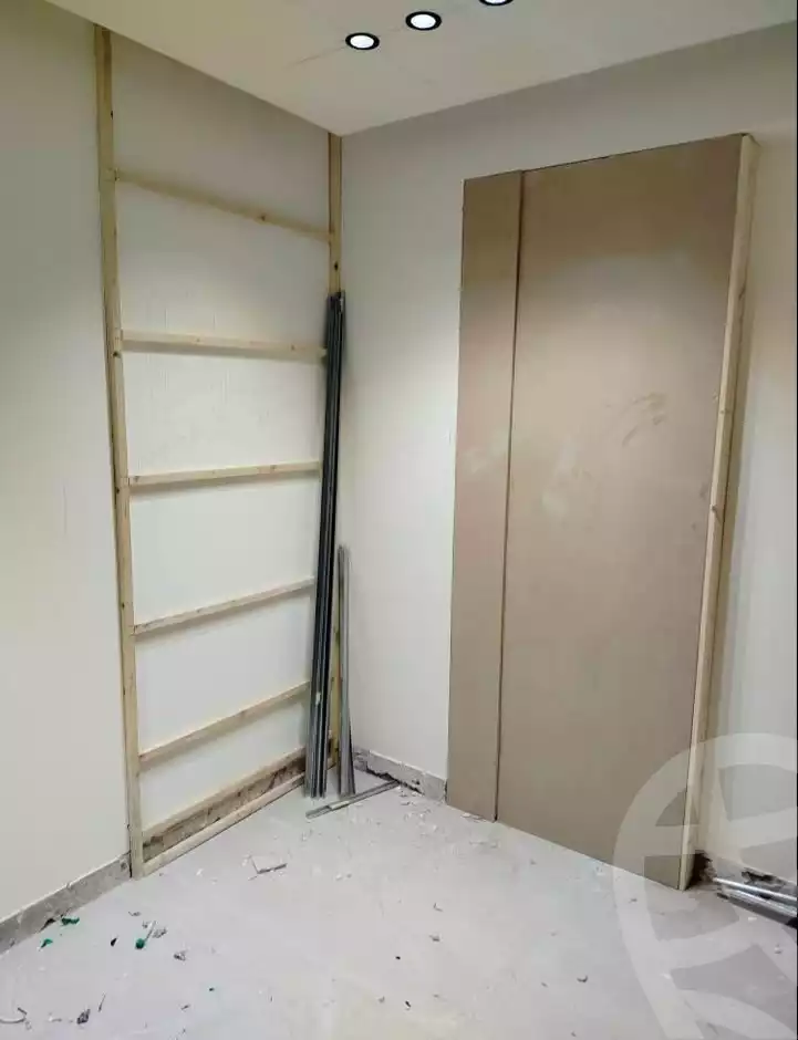 https://aqarmap.com.eg/ar/listing/5741464-for-sale-alexandria-moharram-bey-kanal-al-mahmoudeya-al-bahri-st