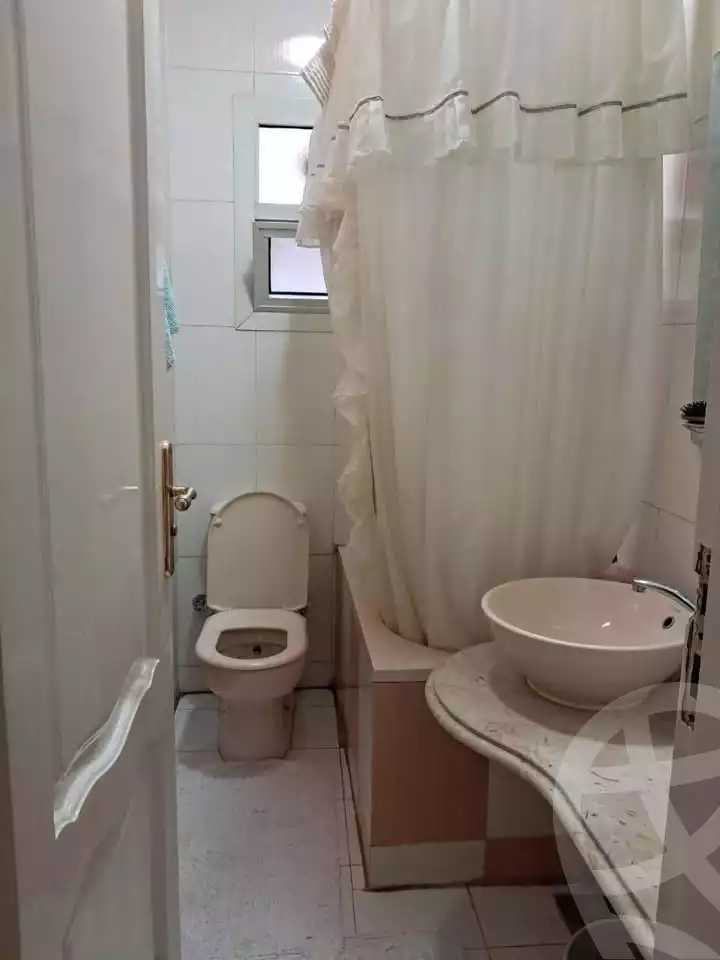 https://aqarmap.com.eg/en/listing/5745589-for-sale-cairo-mokattam-lhdb-l-ly-shareaa-9