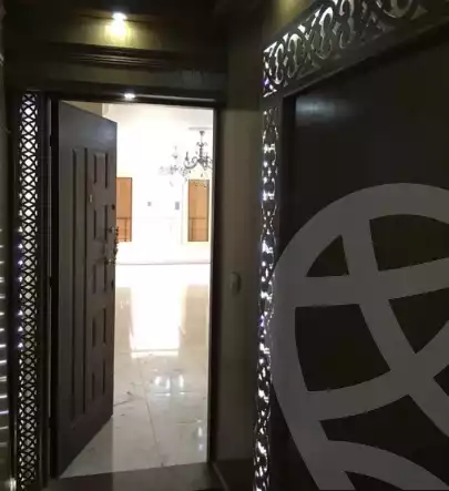 https://aqarmap.com.eg/en/listing/5746185-for-sale-alexandria-lauran-shaarawy-st