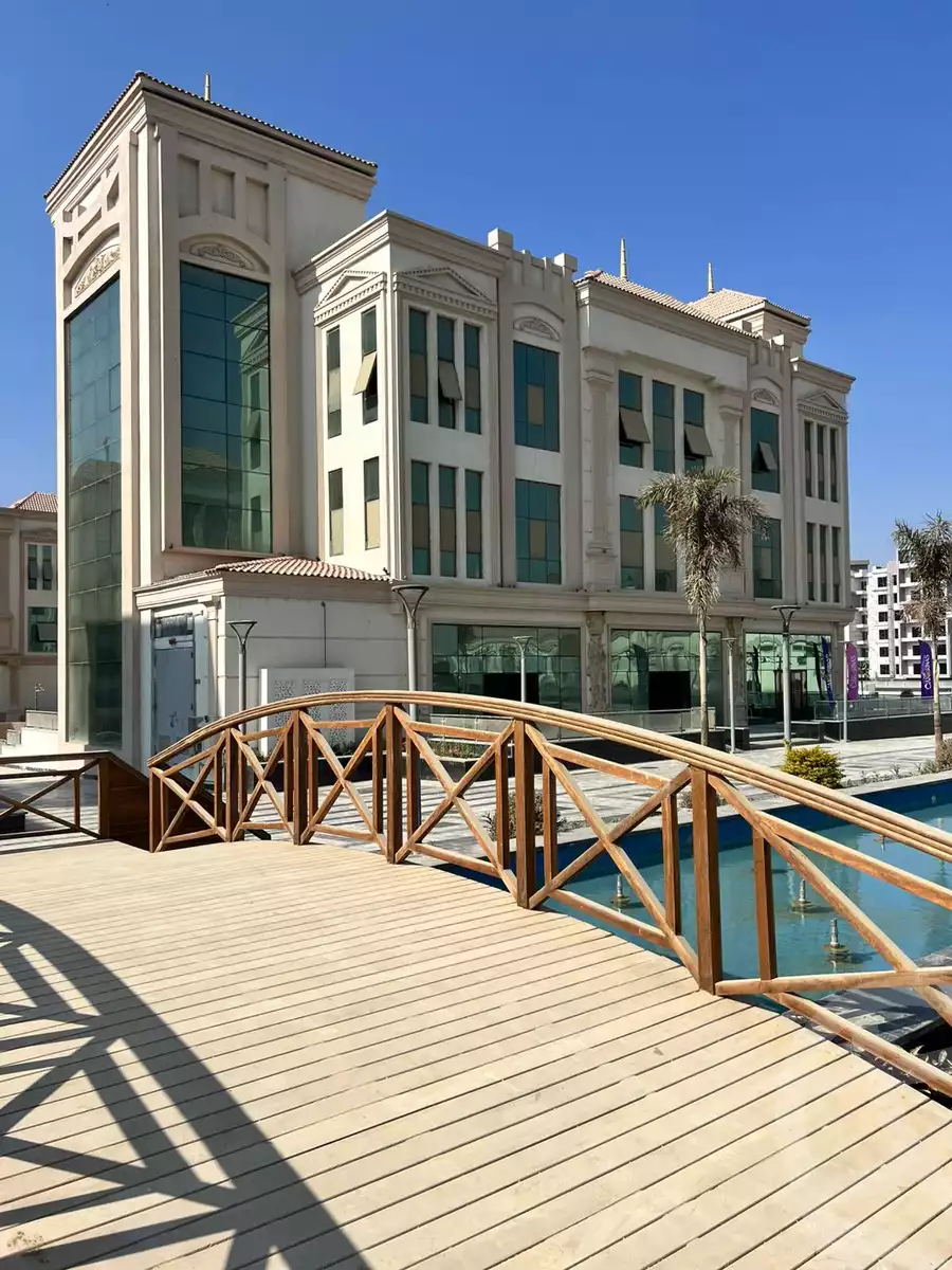 https://aqarmap.com.eg/ar/listing/5746373-for-rent-cairo-new-cairo-mohammed-nagib-axis-st