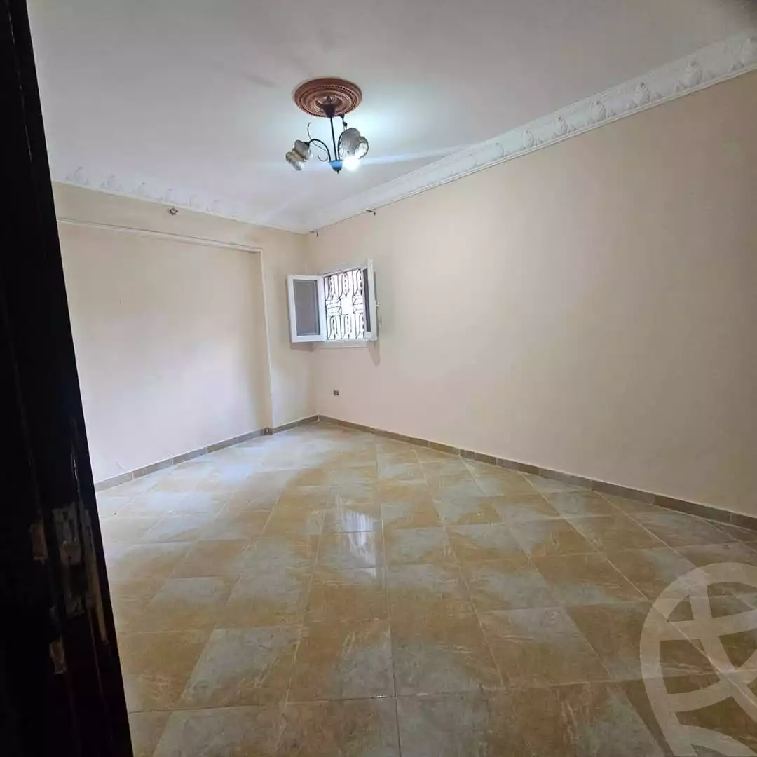 https://aqarmap.com.eg/en/listing/5747847-for-sale-alexandria-l-jmy-lbytsh-ibrahim-othman-st