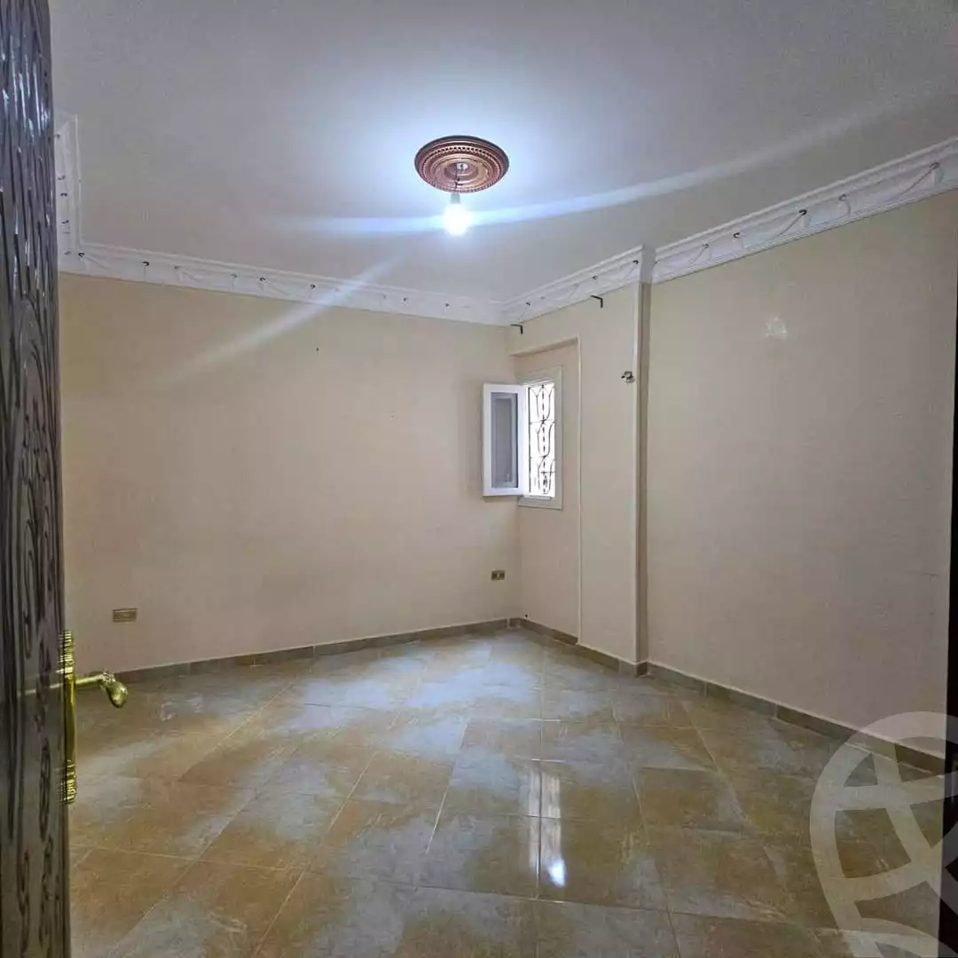 https://aqarmap.com.eg/ar/listing/5748330-for-sale-alexandria-l-jmy-lbytsh-ibrahim-othman-st
