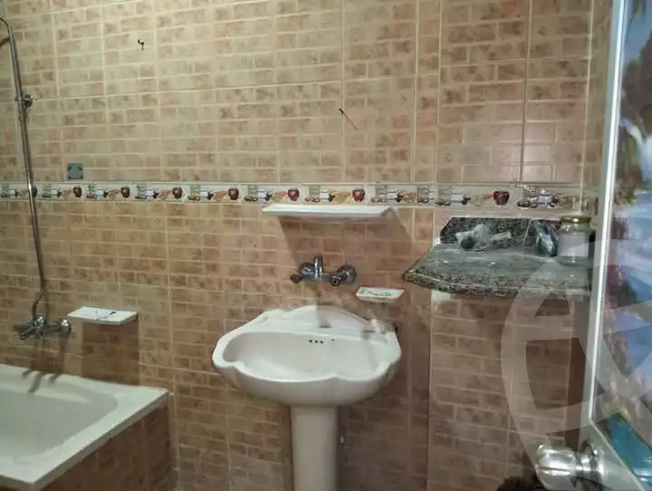 https://aqarmap.com.eg/en/listing/5749732-for-rent-alexandria-l-jmy-bw-ywsf-el-forn-st