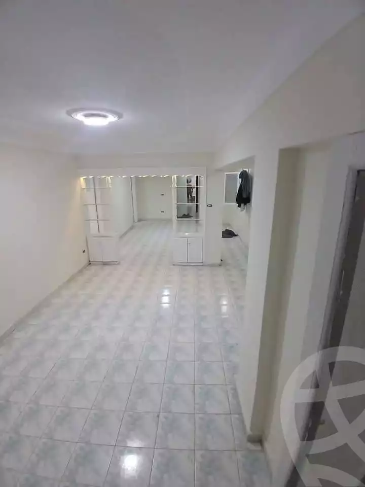 https://aqarmap.com.eg/ar/listing/5749791-for-sale-alexandria-l-jmy-lbytsh-ain-shams-st