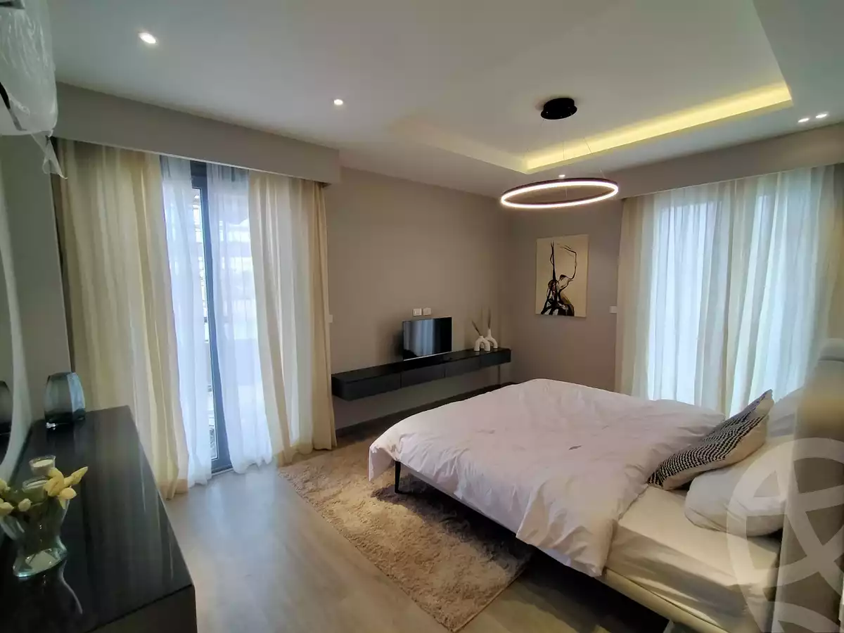https://aqarmap.com.eg/ar/listing/5753008-for-sale-cairo-el-sheikh-zayed-city-compounds-kmbwnd-fyldj-wyst-dr-llttwyr