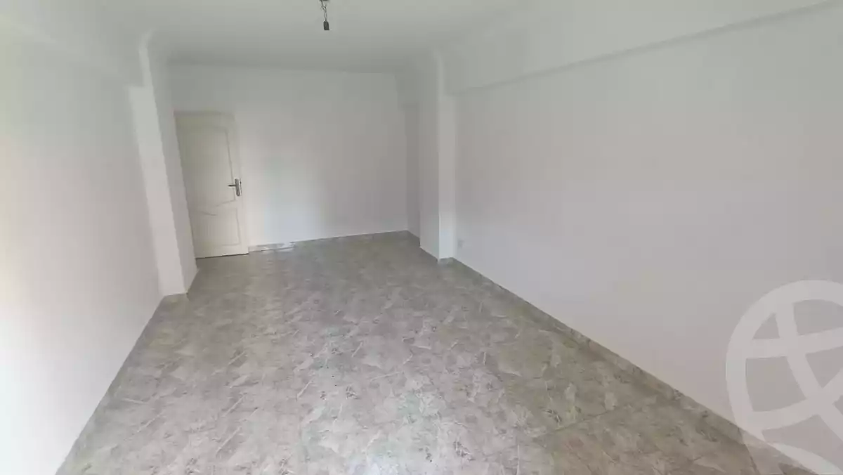 https://aqarmap.com.eg/en/listing/5737103-for-sale-cairo-6th-of-october-el-wahatt-road