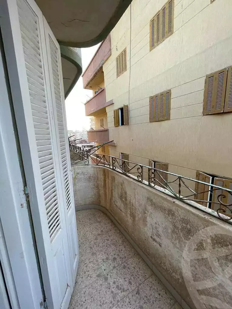 https://aqarmap.com.eg/ar/listing/5758143-for-sale-alexandria-l-jmy-lbytsh-el-zohour-st