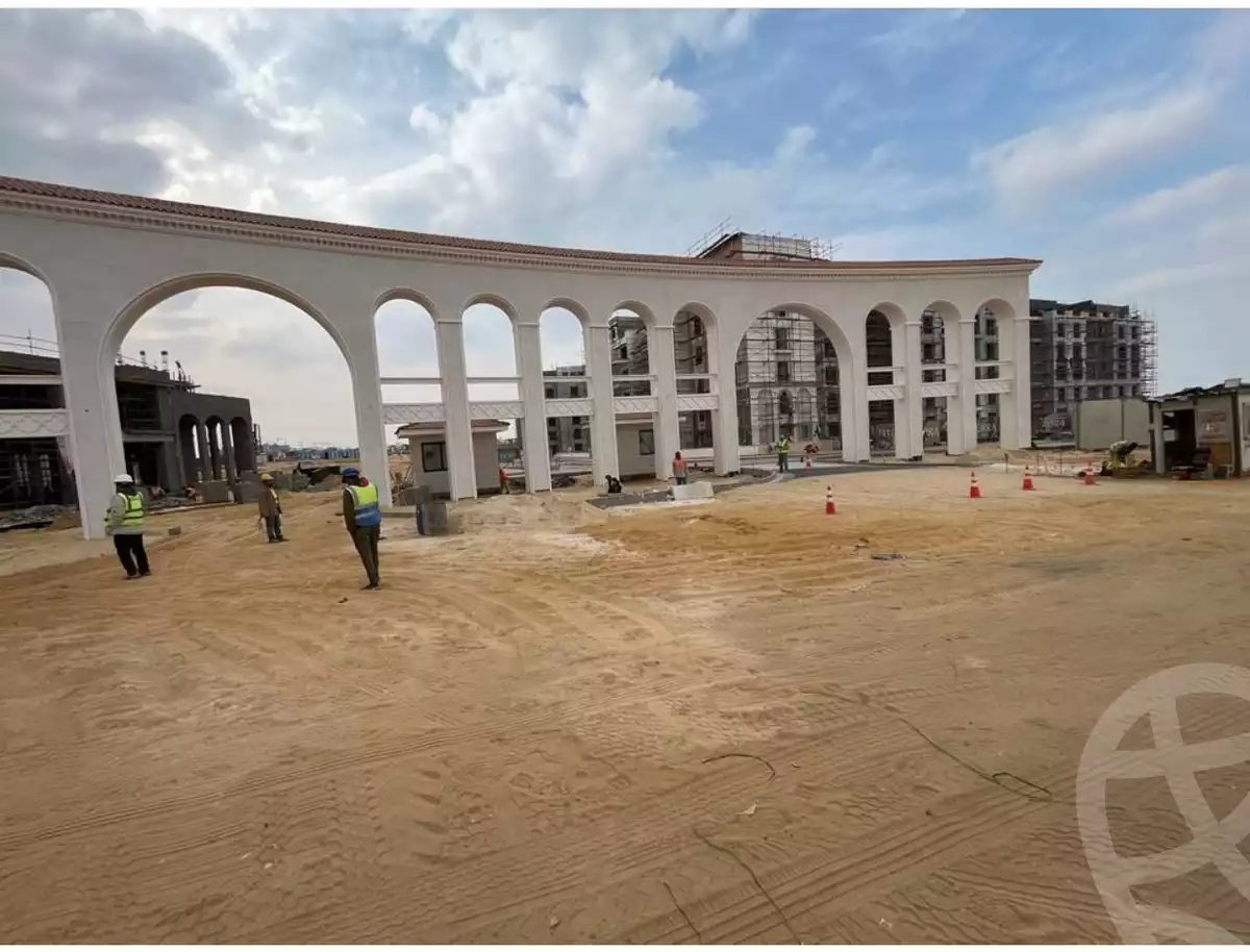 https://aqarmap.com.eg/en/listing/5758657-for-sale-cairo-el-sheikh-zayed-city-compounds-kmbwnd-fyldj-wyst-dr-llttwyr