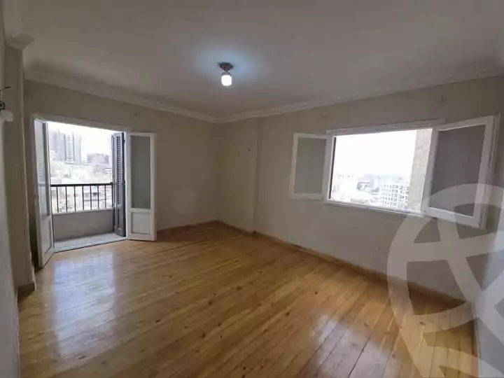 https://aqarmap.com.eg/en/listing/5758867-for-sale-cairo-shoubra-el-khalafwai-dolenat-st