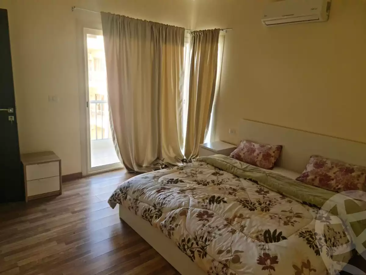 https://aqarmap.com.eg/ar/listing/5759222-for-sale-cairo-el-sheikh-zayed-city-compounds-dh-drys