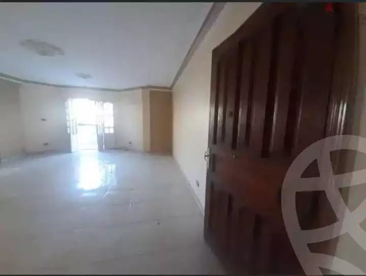https://aqarmap.com.eg/en/listing/5763977-for-rent-cairo-mokattam-lhdb-l-ly-s-zone