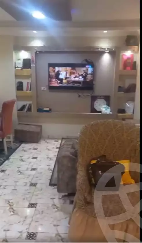 https://aqarmap.com.eg/en/listing/5764873-for-sale-cairo-helwan-hadayek-helwan-nile-corniche-st