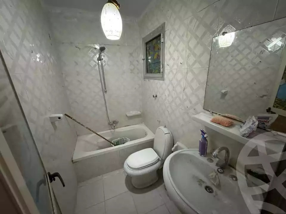 https://aqarmap.com.eg/en/listing/5765024-for-sale-alexandria-ganaklis
