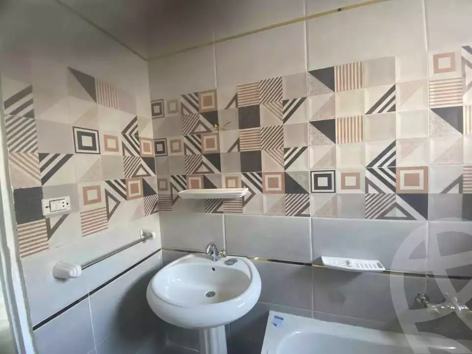 https://aqarmap.com.eg/ar/listing/5765164-for-sale-alexandria-l-jmy-lbytsh-shahr-al-assal-st