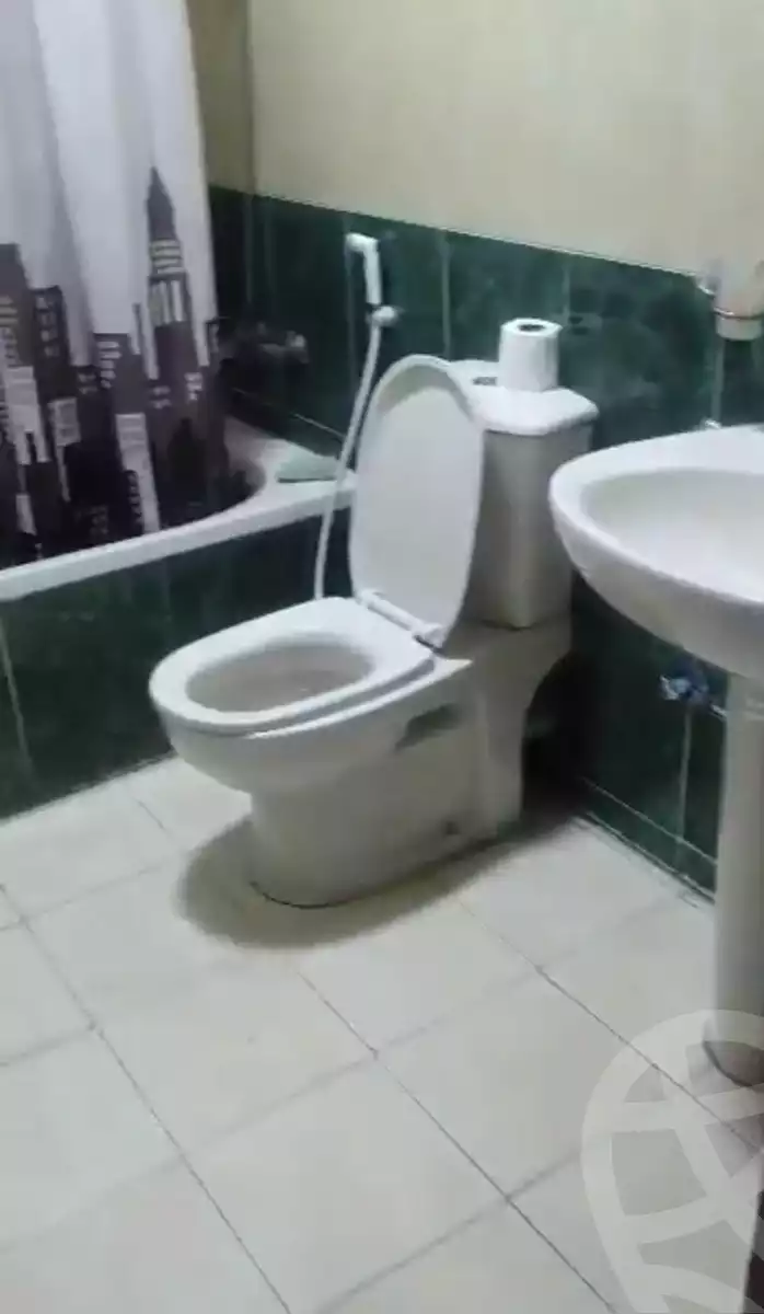https://aqarmap.com.eg/en/listing/5766332-for-sale-alexandria-moharram-bey-tryq-qn-lswys