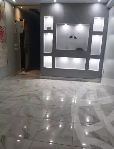 https://aqarmap.com.eg/ar/listing/5766902-for-rent-cairo-el-zaytun-lzytwn-lgrby-el-gabal-canal-st