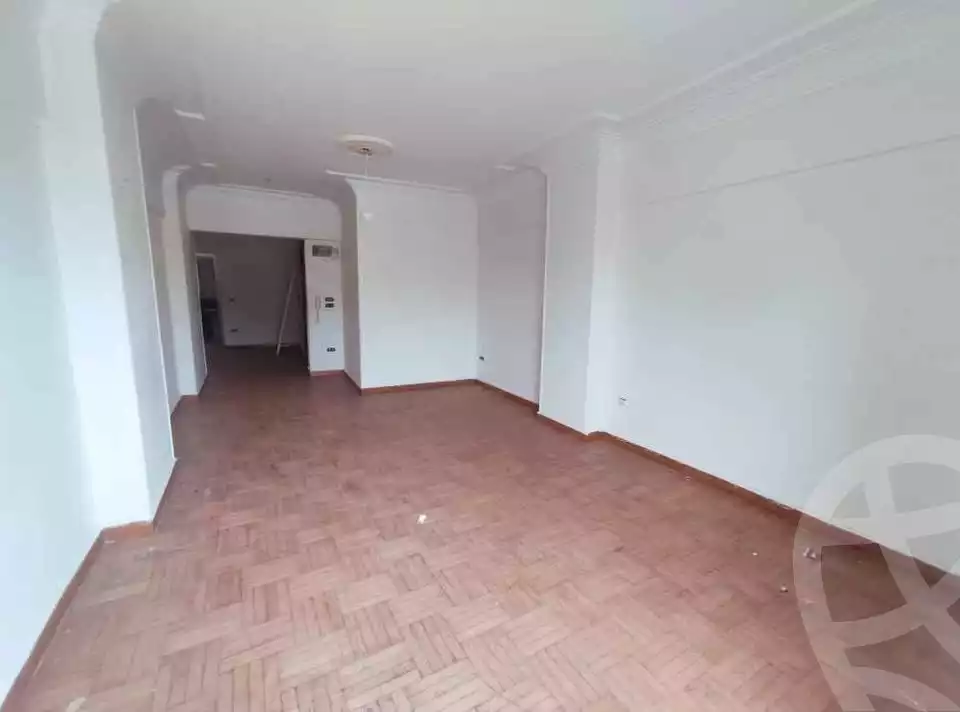https://aqarmap.com.eg/ar/listing/5767736-for-sale-alexandria-zezenia