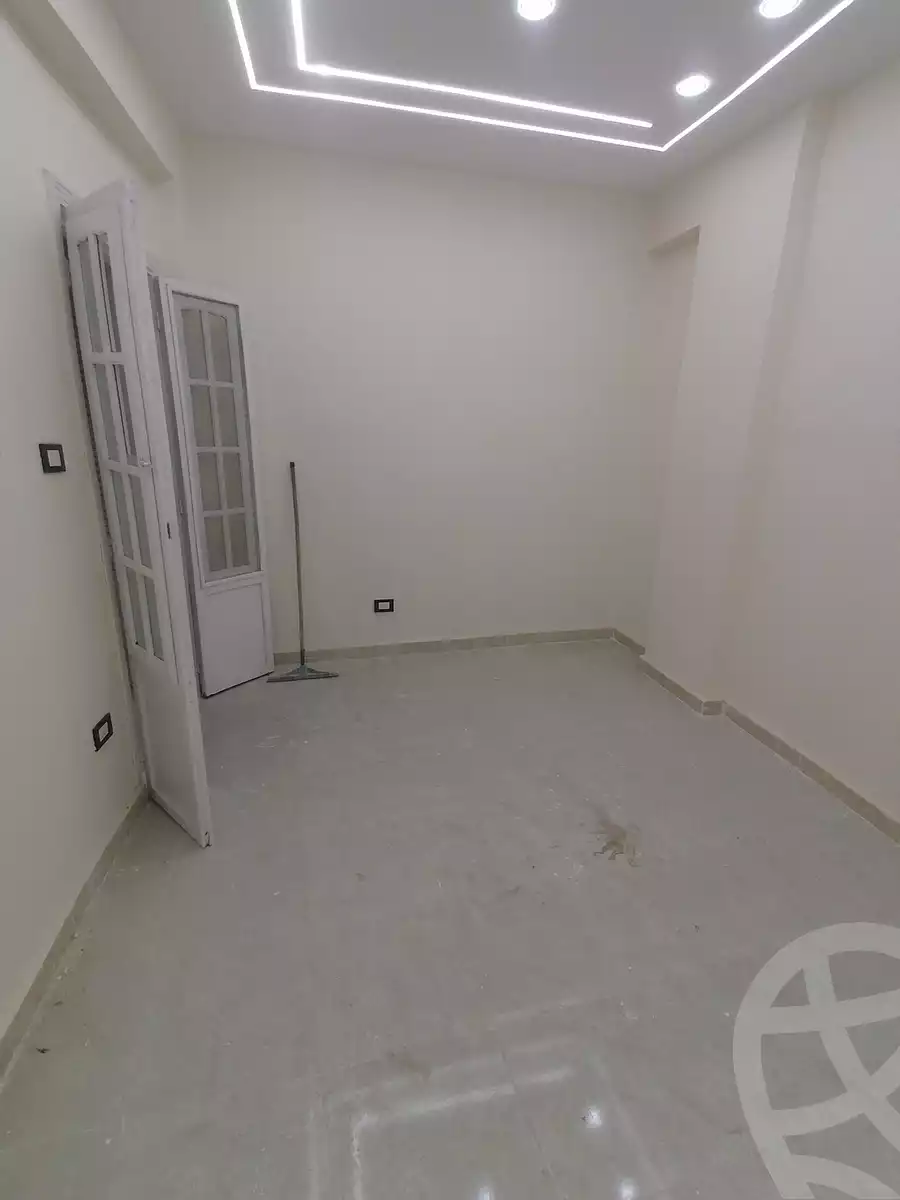 https://aqarmap.com.eg/en/listing/5768343-for-sale-alexandria-lsywf-el-falki