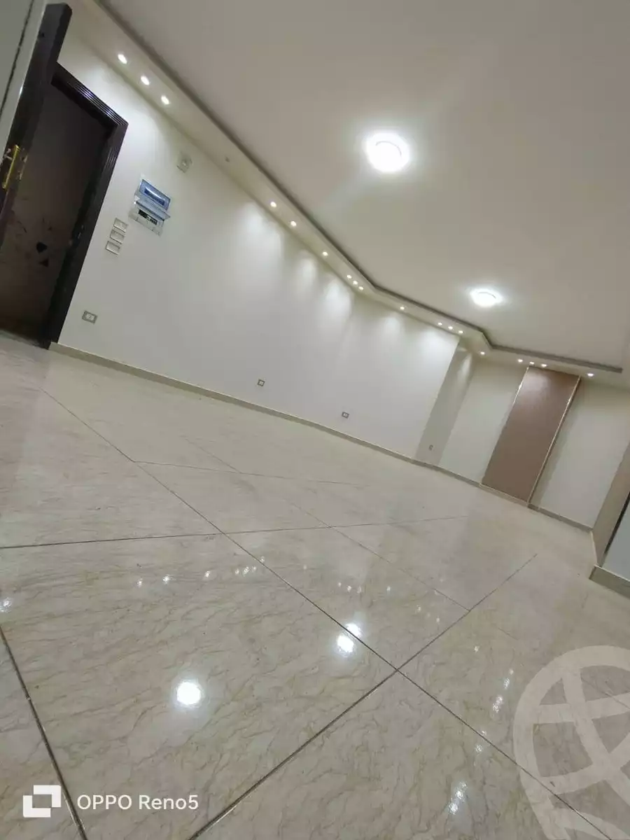 https://aqarmap.com.eg/ar/listing/5768596-for-sale-cairo-helwan-helwan-el-sharkeya-el-maraghi-st
