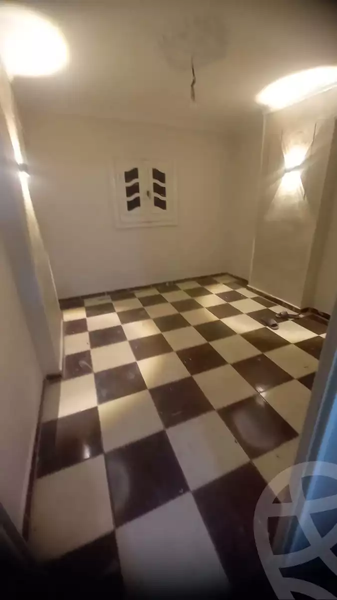 https://aqarmap.com.eg/ar/listing/5768734-for-sale-alexandria-bahray-el-anfoshy-sidi-al-mawazini-st