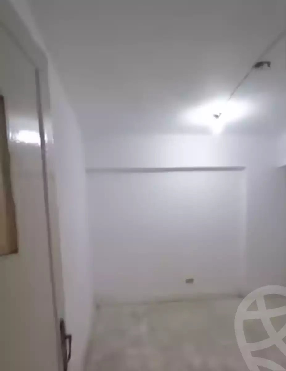 https://aqarmap.com.eg/ar/listing/5769078-for-sale-alexandria-l-jmy-bw-ywsf-hosni-mubarak-st