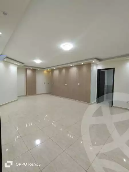 https://aqarmap.com.eg/en/listing/5769182-for-sale-cairo-helwan-helwan-el-sharkeya-el-maraghi-st