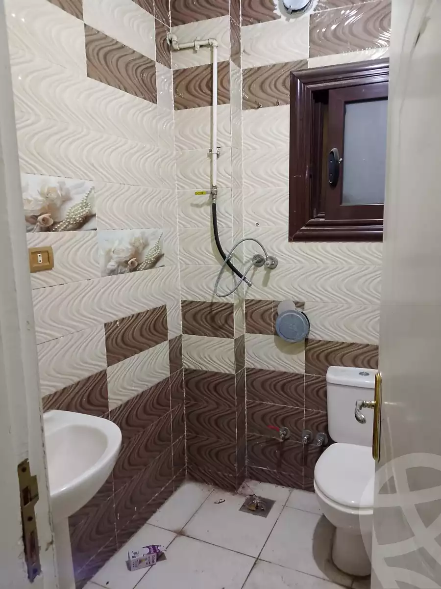 https://aqarmap.com.eg/en/listing/5771160-for-sale-cairo-ain-shams-ahmed-esmat-st