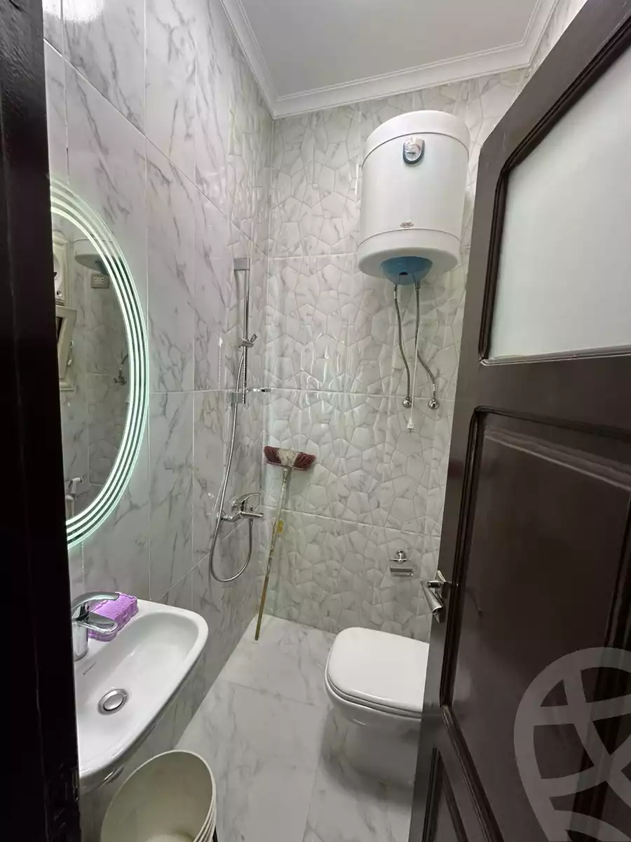 https://aqarmap.com.eg/en/listing/5771735-for-sale-cairo-new-cairo-el-ahyaa-fifth-neighborhood-street-35