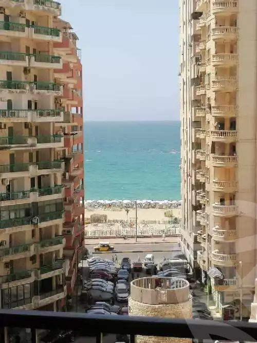 https://aqarmap.com.eg/en/listing/5772037-for-rent-alexandria-el-mandara-alex-el-mandara-bahri-sidi-kamal-st