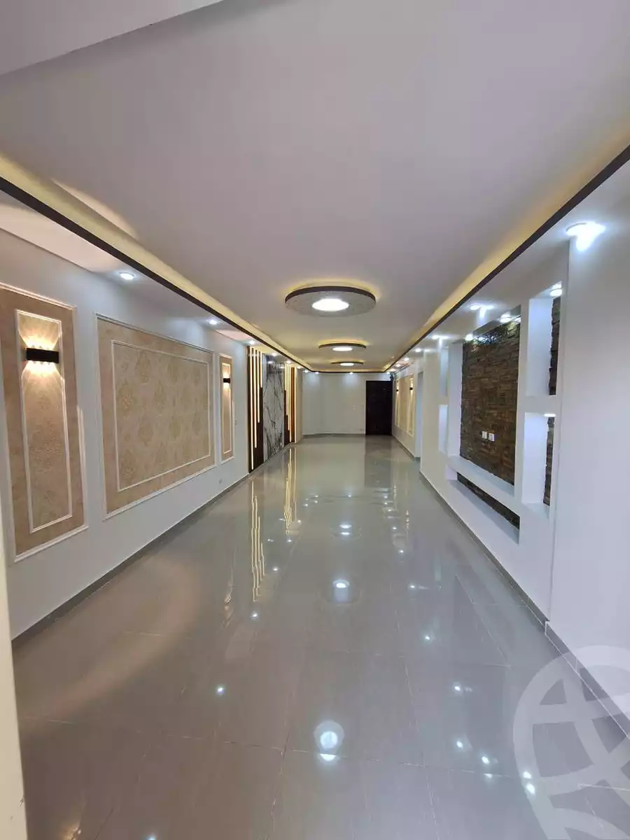 https://aqarmap.com.eg/ar/listing/5773191-for-sale-alexandria-miami-mahmoud-el-isawy-st