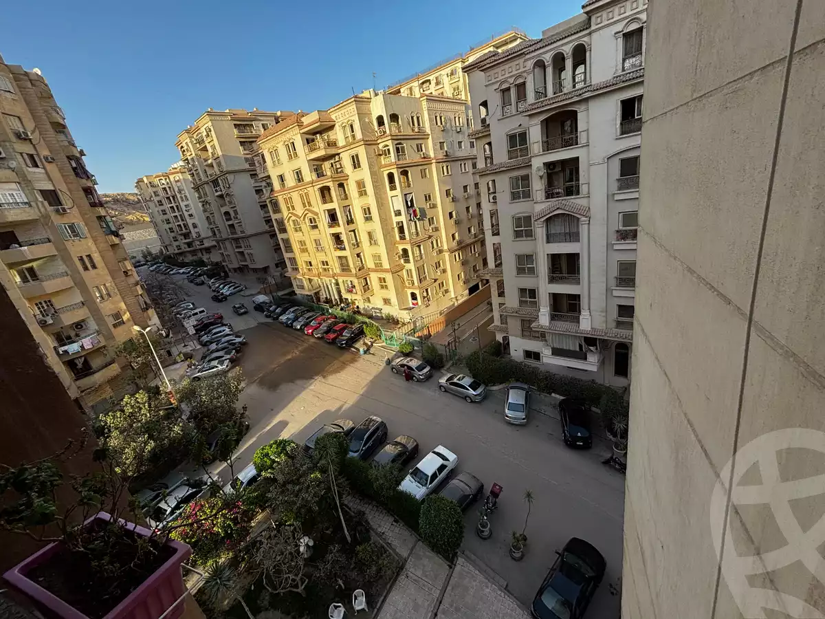 https://aqarmap.com.eg/ar/listing/5773279-for-sale-cairo-mokattam-el-hadabah-el-wosta-compounds-el-forsan-city